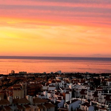 4 Bedroom Holiday Townhouse In Riviera Del Sol With Sea Views Sitio de Calahonda Dış mekan fotoğraf